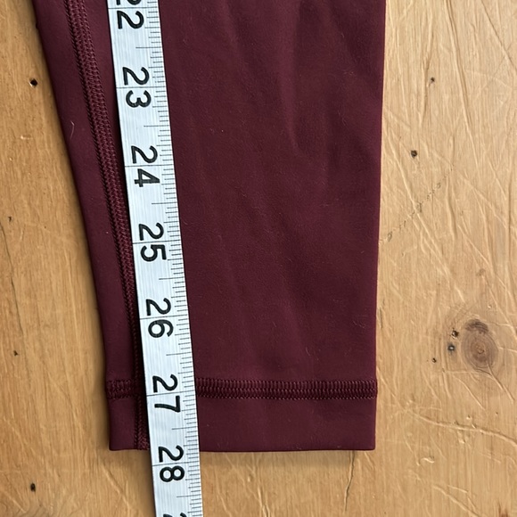 Lululemon leggings - Picture 4 of 9